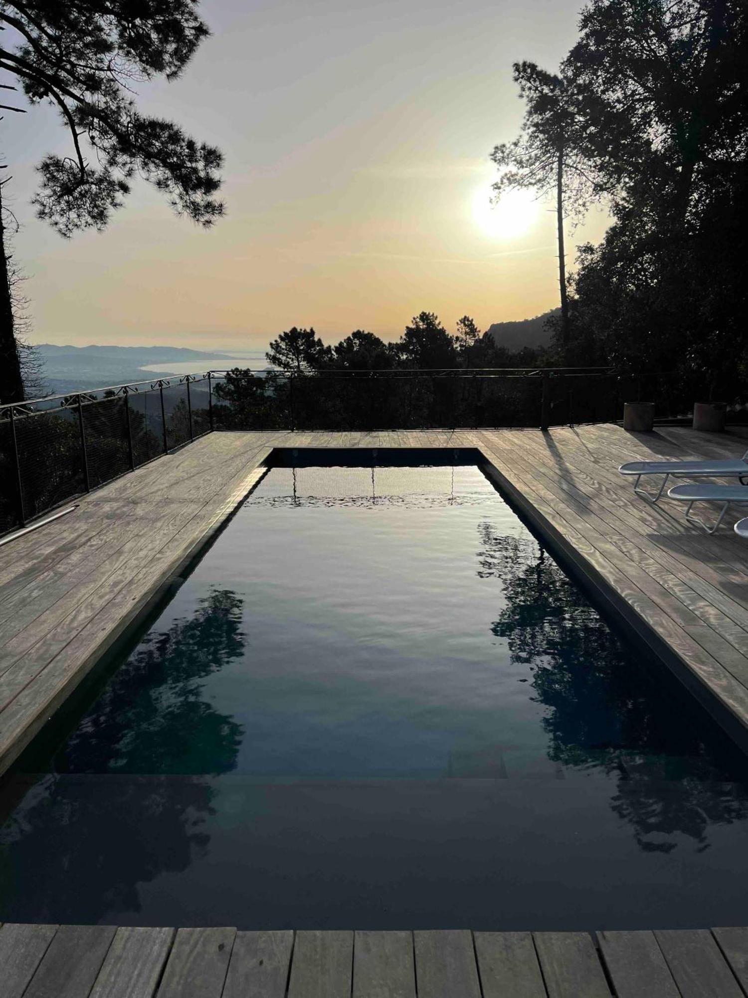 Villa Ormarine, Vue Exceptionnelle Sur La Baie De Cannes Et Le Mercantour Лез-Адре-де-л'Естерель Екстер'єр фото